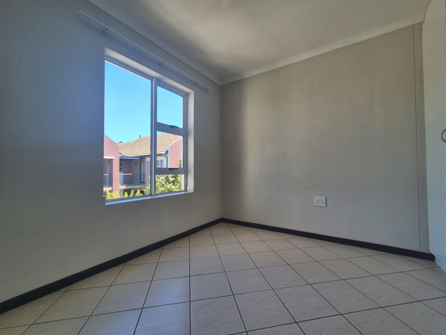 To Let 2 Bedroom Property for Rent in Buh Rein Estate Western Cape